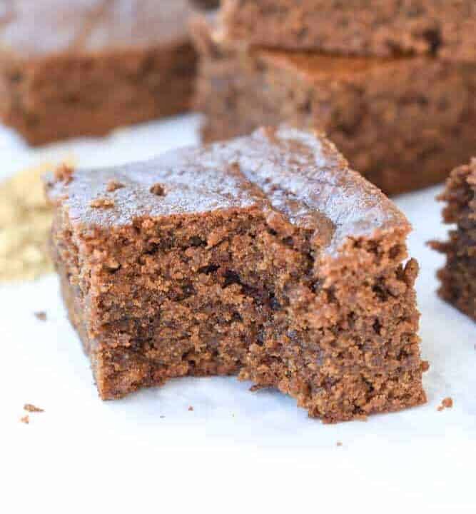 Paleo Gingerbread Bars: Soft and moist cake-like bars with that classic gingerbread flavor and scent. Paleo, gluten free, dairy free, and delicious! | stressbaking.com