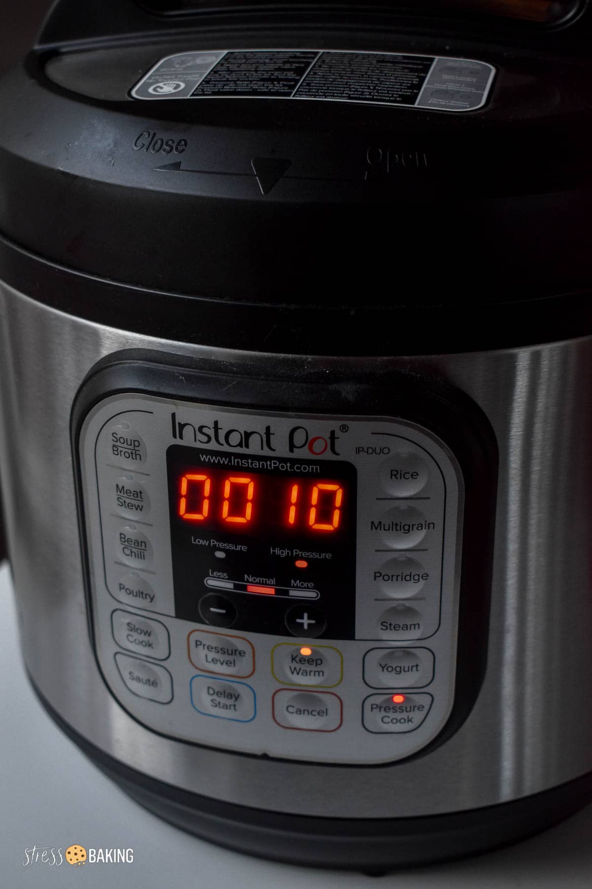 An Instant Pot timer set to 10 minutes